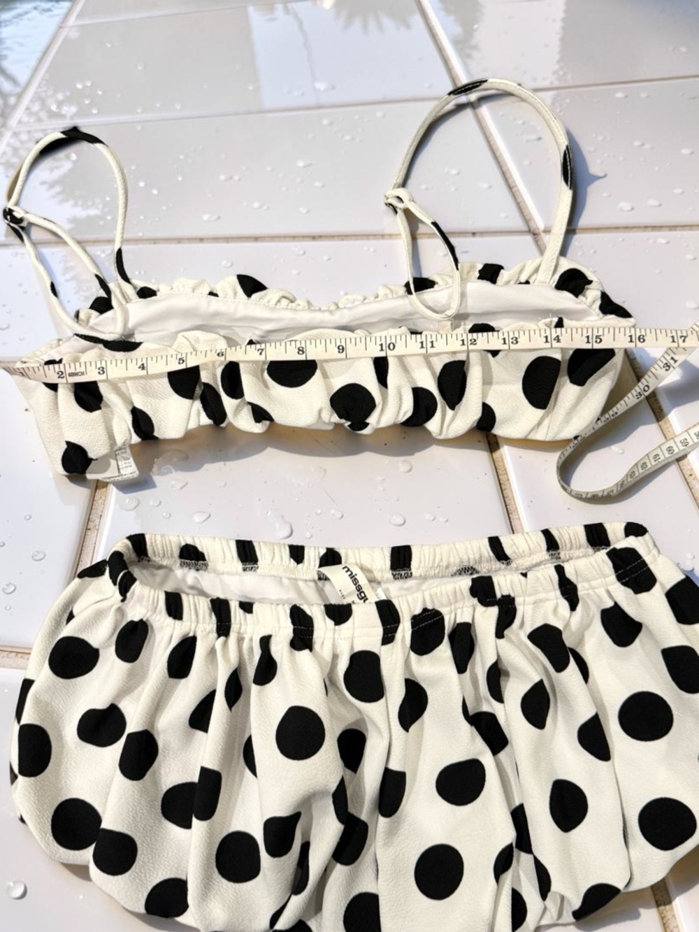 Missguided White & Black Polka Dot Crop Top and Shorts Set - Medium - Picture 6 of 11